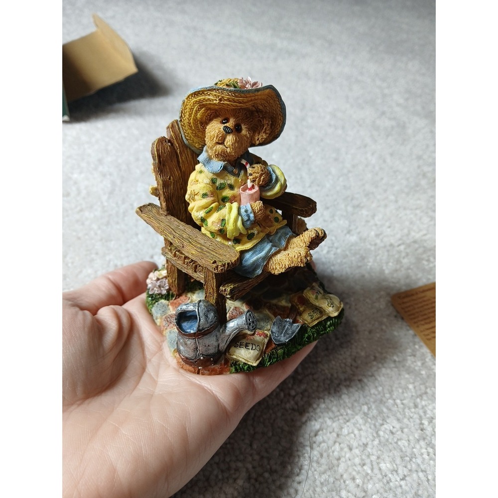 Boyds Bears Resin Gertie Mae Berriweather... Take Time 02003-41 Figurine BOX